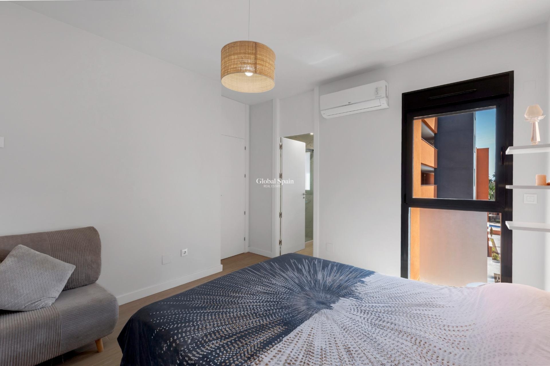 Wederverkoop - APPARTEMENT -
ORIHUELA COSTA - Las Filipinas