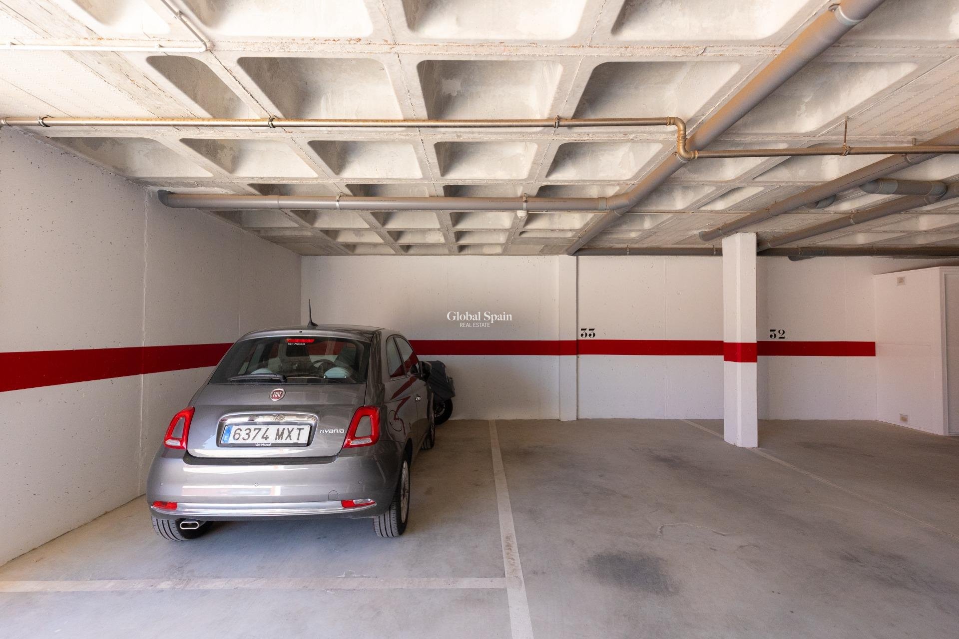 Wederverkoop - APPARTEMENT -
ORIHUELA COSTA - Las Filipinas