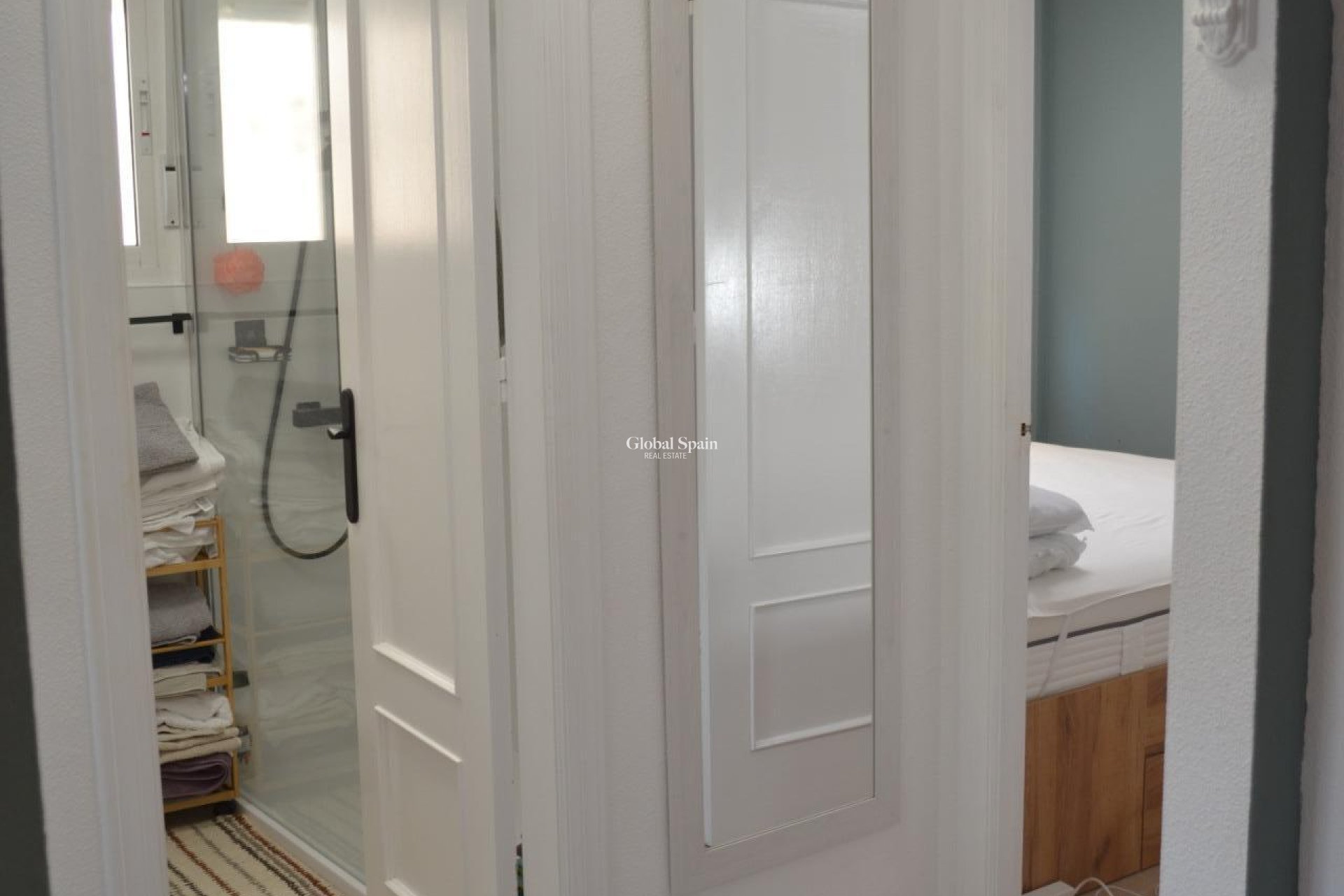Wederverkoop - APPARTEMENT -
ORIHUELA COSTA - Las Filipinas