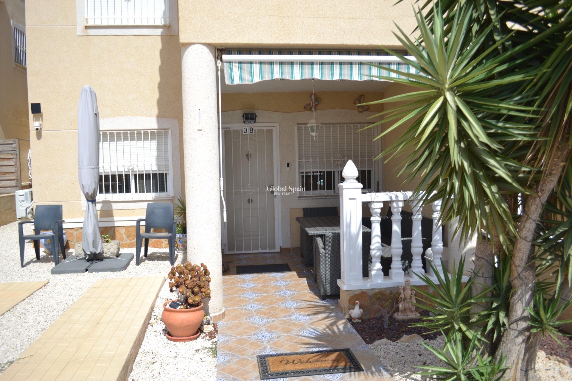 Wederverkoop - APPARTEMENT -
ORIHUELA COSTA - Las Filipinas