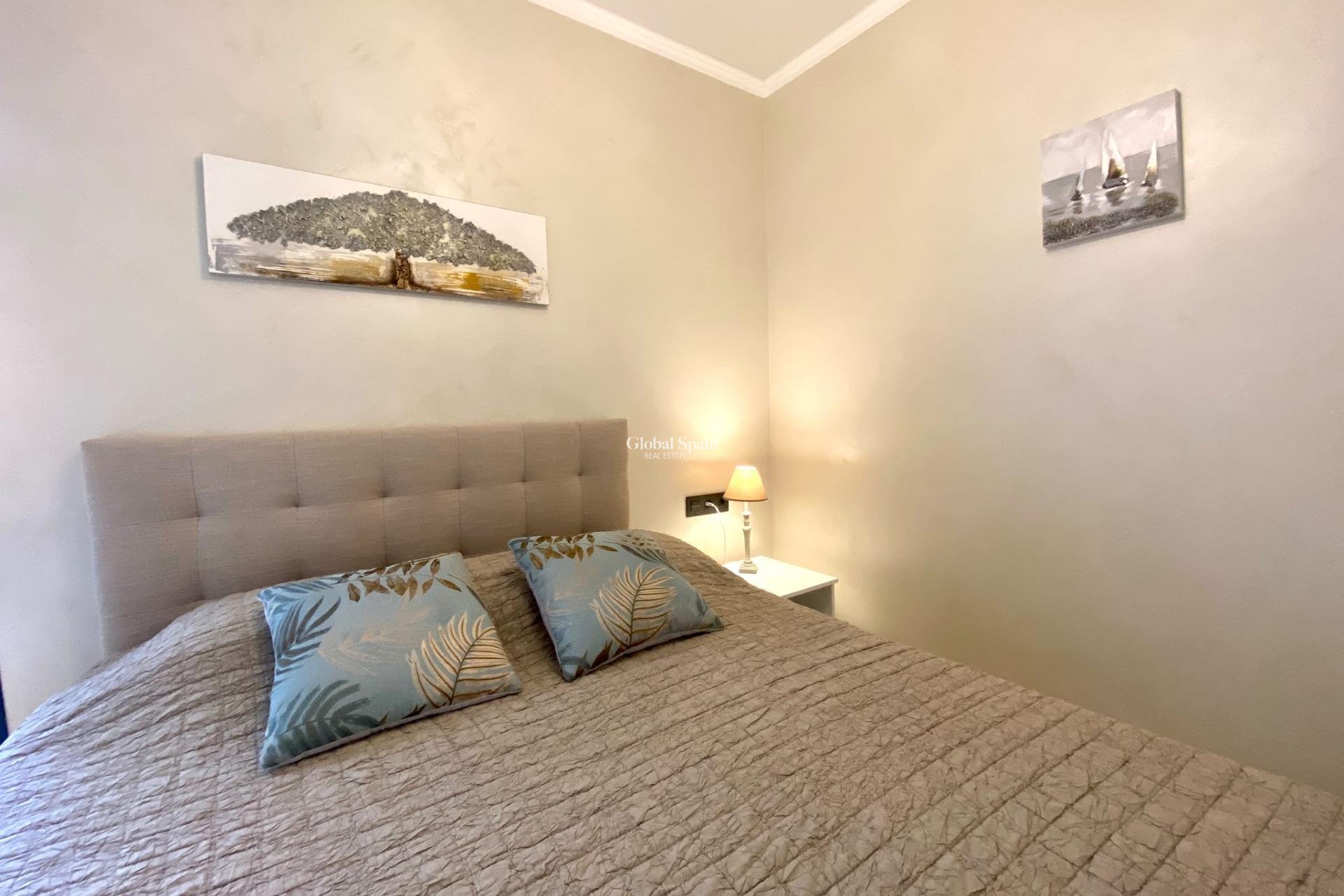 Wederverkoop - APPARTEMENT -
ORIHUELA COSTA - Las Ramblas