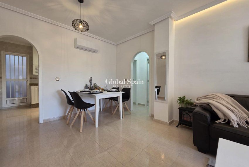 Wederverkoop - APPARTEMENT -
ORIHUELA COSTA - Lomas De Cabo Roig-los Dolses