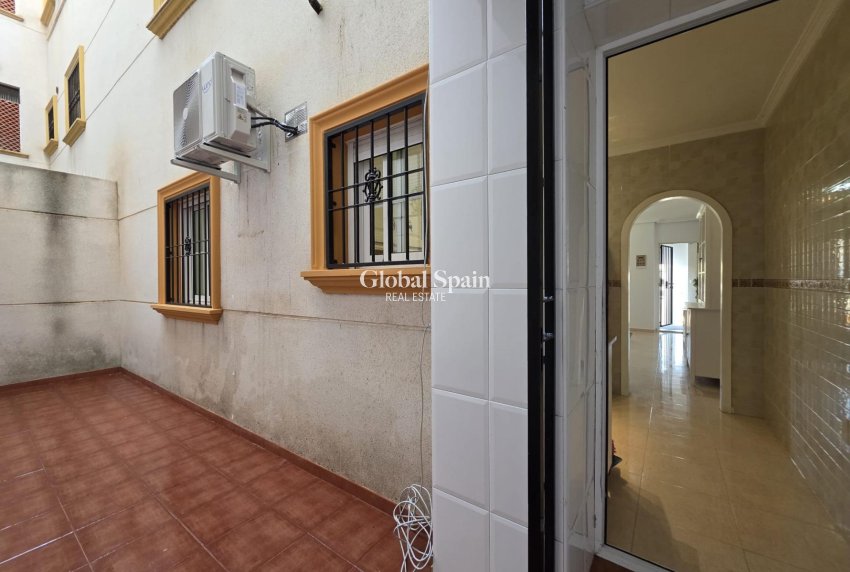 Wederverkoop - APPARTEMENT -
ORIHUELA COSTA - Lomas De Cabo Roig-los Dolses