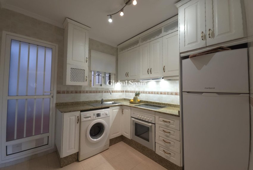 Wederverkoop - APPARTEMENT -
ORIHUELA COSTA - Lomas De Cabo Roig-los Dolses