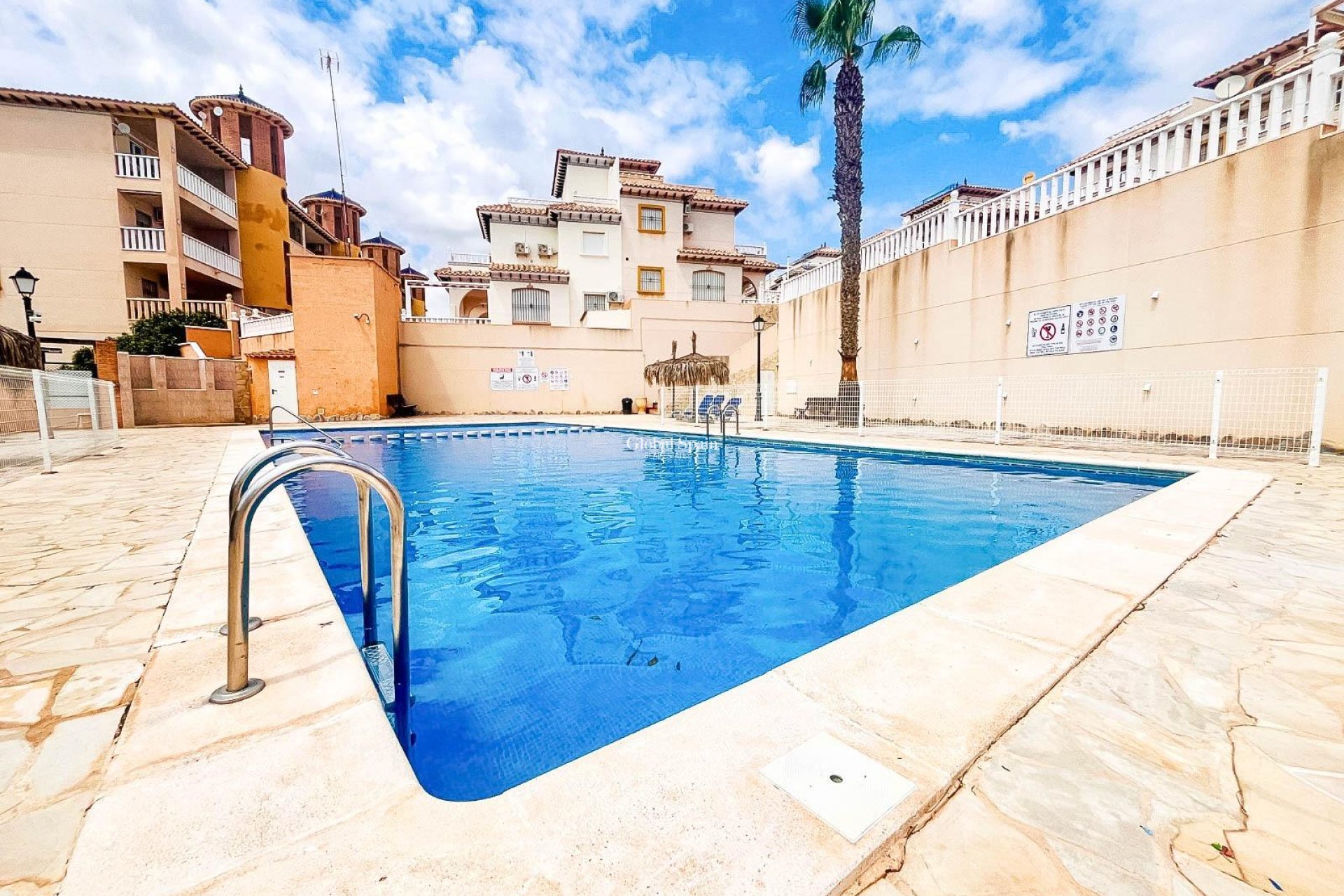 Wederverkoop - APPARTEMENT -
ORIHUELA COSTA - Lomas De Cabo Roig-los Dolses