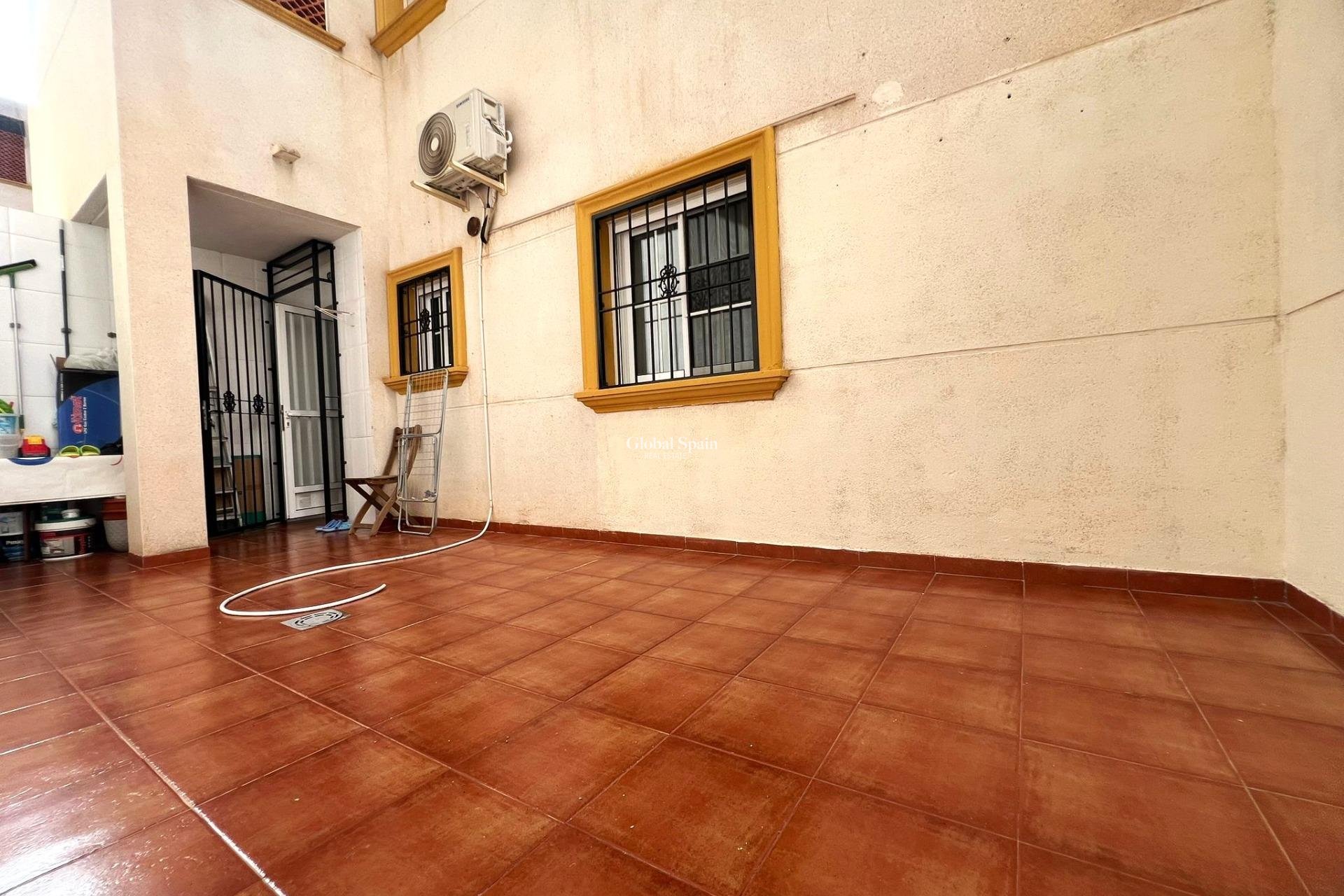 Wederverkoop - APPARTEMENT -
ORIHUELA COSTA - Lomas De Cabo Roig-los Dolses