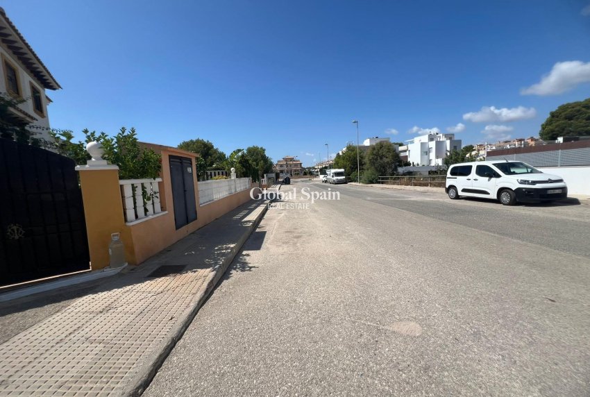 Wederverkoop - APPARTEMENT -
ORIHUELA COSTA - Lomas De Cabo Roig-los Dolses