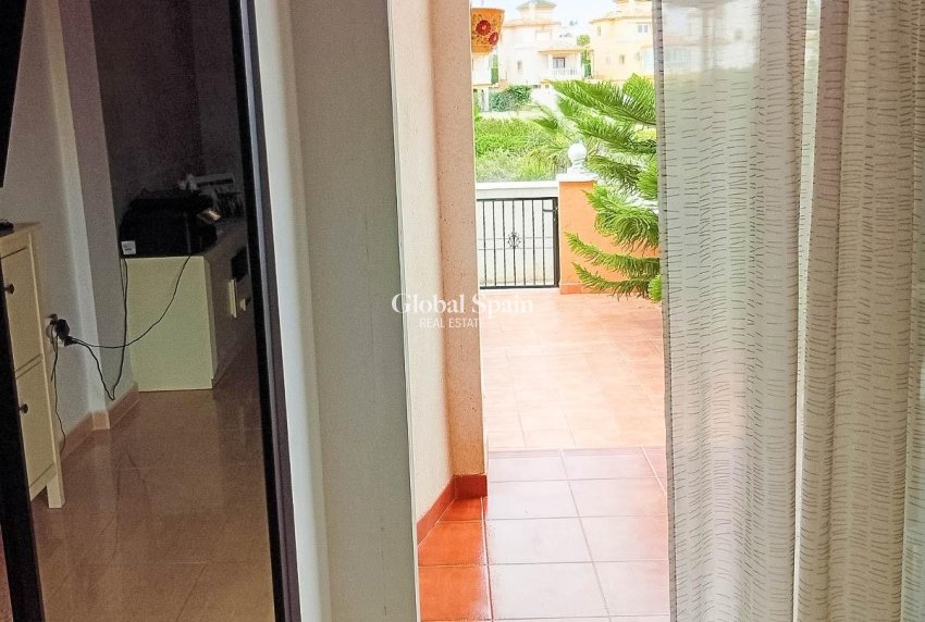 Wederverkoop - APPARTEMENT -
ORIHUELA COSTA - Lomas De Cabo Roig-los Dolses