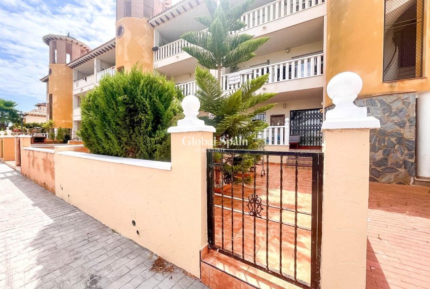 Wederverkoop - APPARTEMENT -
ORIHUELA COSTA - Lomas De Cabo Roig-los Dolses