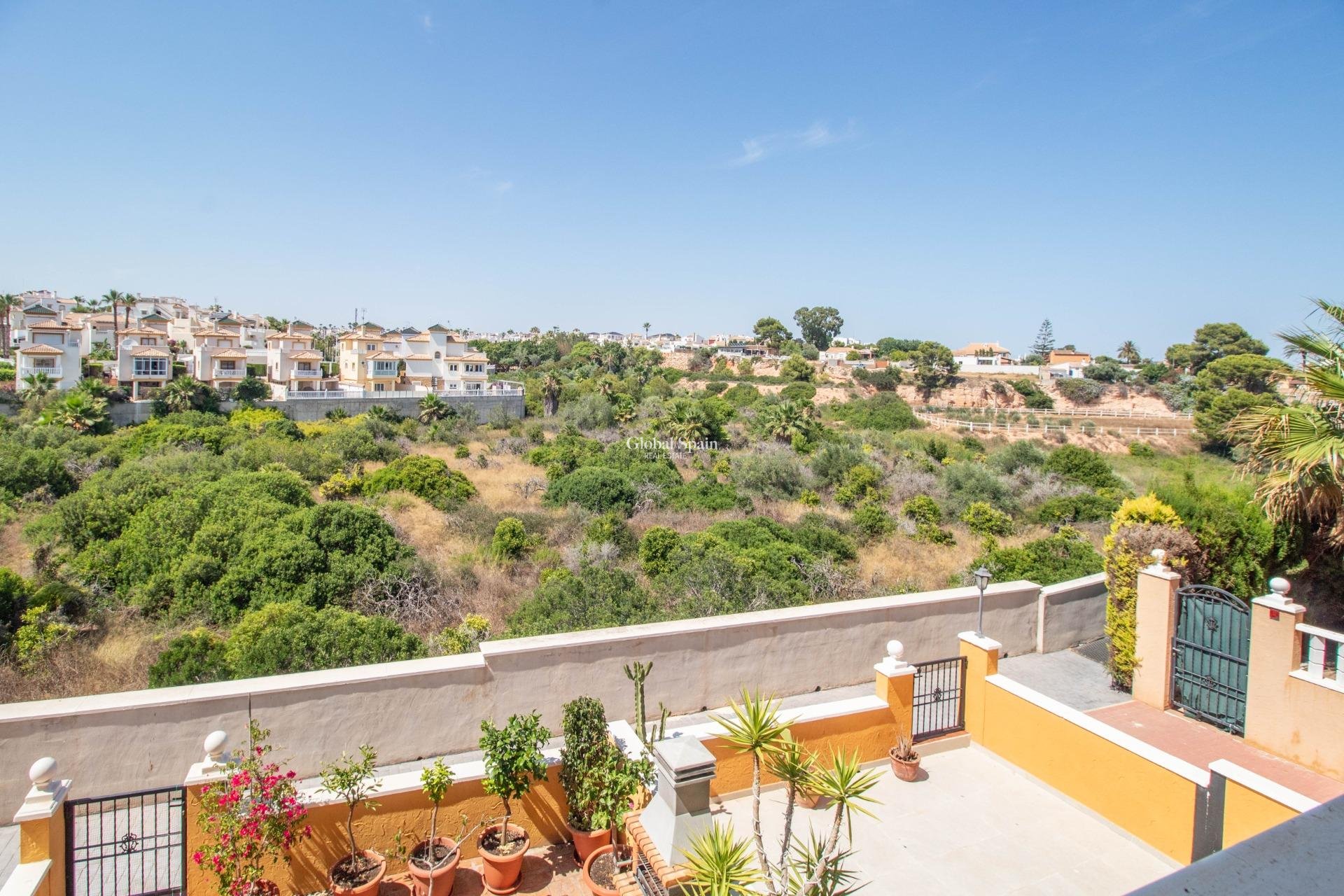 Wederverkoop - APPARTEMENT -
ORIHUELA COSTA - Lomas de Cabo Roig-Los Dolses