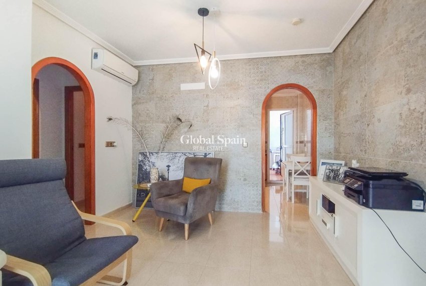 Wederverkoop - APPARTEMENT -
ORIHUELA COSTA - Lomas de Cabo Roig-Los Dolses