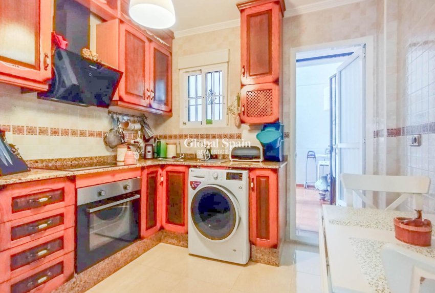 Wederverkoop - APPARTEMENT -
ORIHUELA COSTA - Lomas de Cabo Roig-Los Dolses