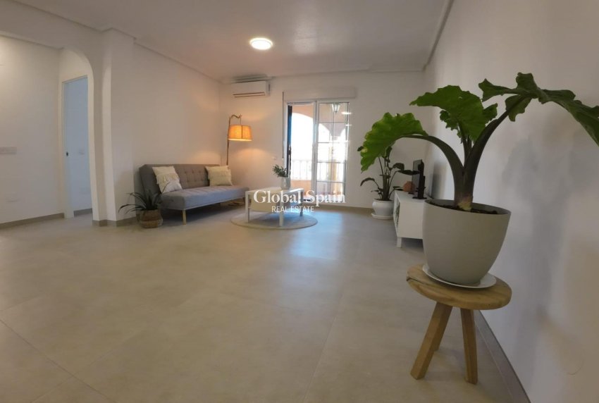Wederverkoop - APPARTEMENT -
ORIHUELA COSTA - Lomas de Cabo Roig