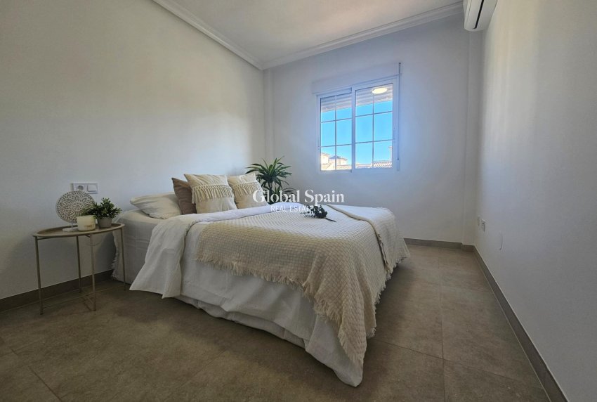 Wederverkoop - APPARTEMENT -
ORIHUELA COSTA - Lomas de Cabo Roig