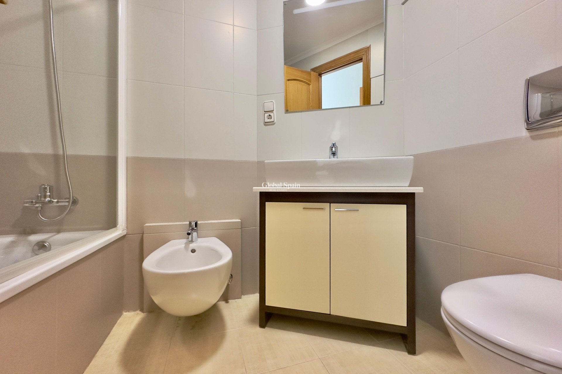 Wederverkoop - APPARTEMENT -
ORIHUELA COSTA - Lomas de Cabo Roig