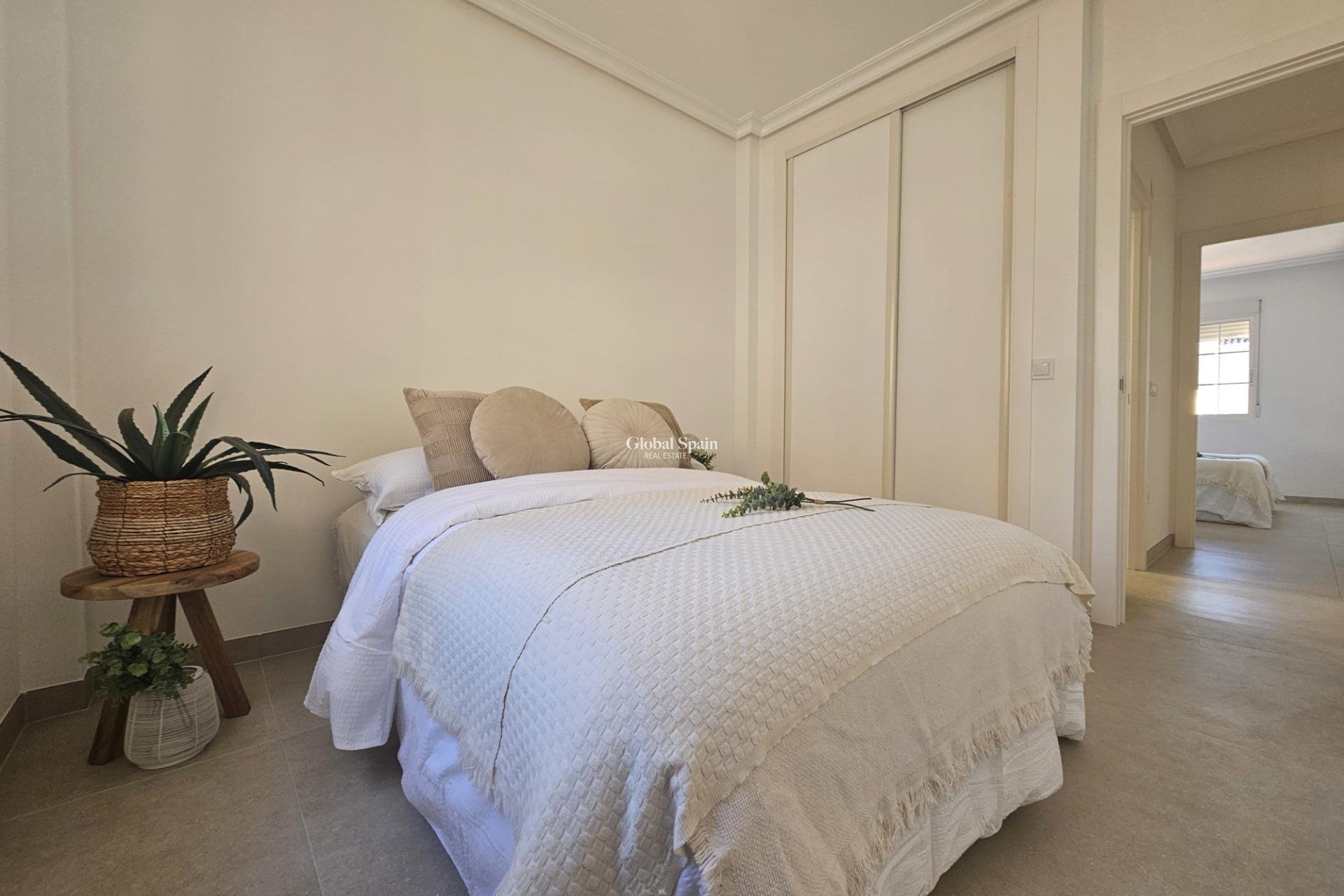 Wederverkoop - APPARTEMENT -
ORIHUELA COSTA - Lomas de Cabo Roig