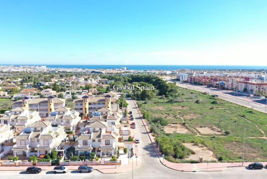 Wederverkoop - APPARTEMENT -
ORIHUELA COSTA - Lomas de Cabo Roig