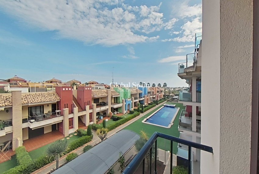Wederverkoop - APPARTEMENT -
ORIHUELA COSTA - Lomas de Cabo Roig