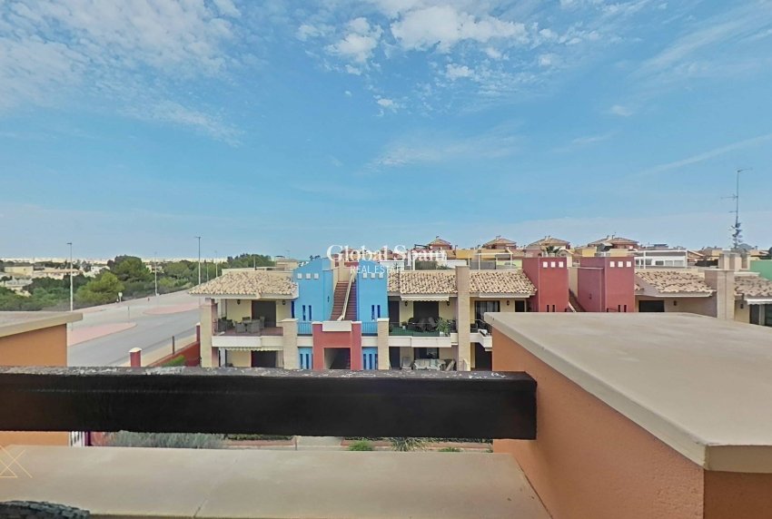 Wederverkoop - APPARTEMENT -
ORIHUELA COSTA - Lomas de Cabo Roig