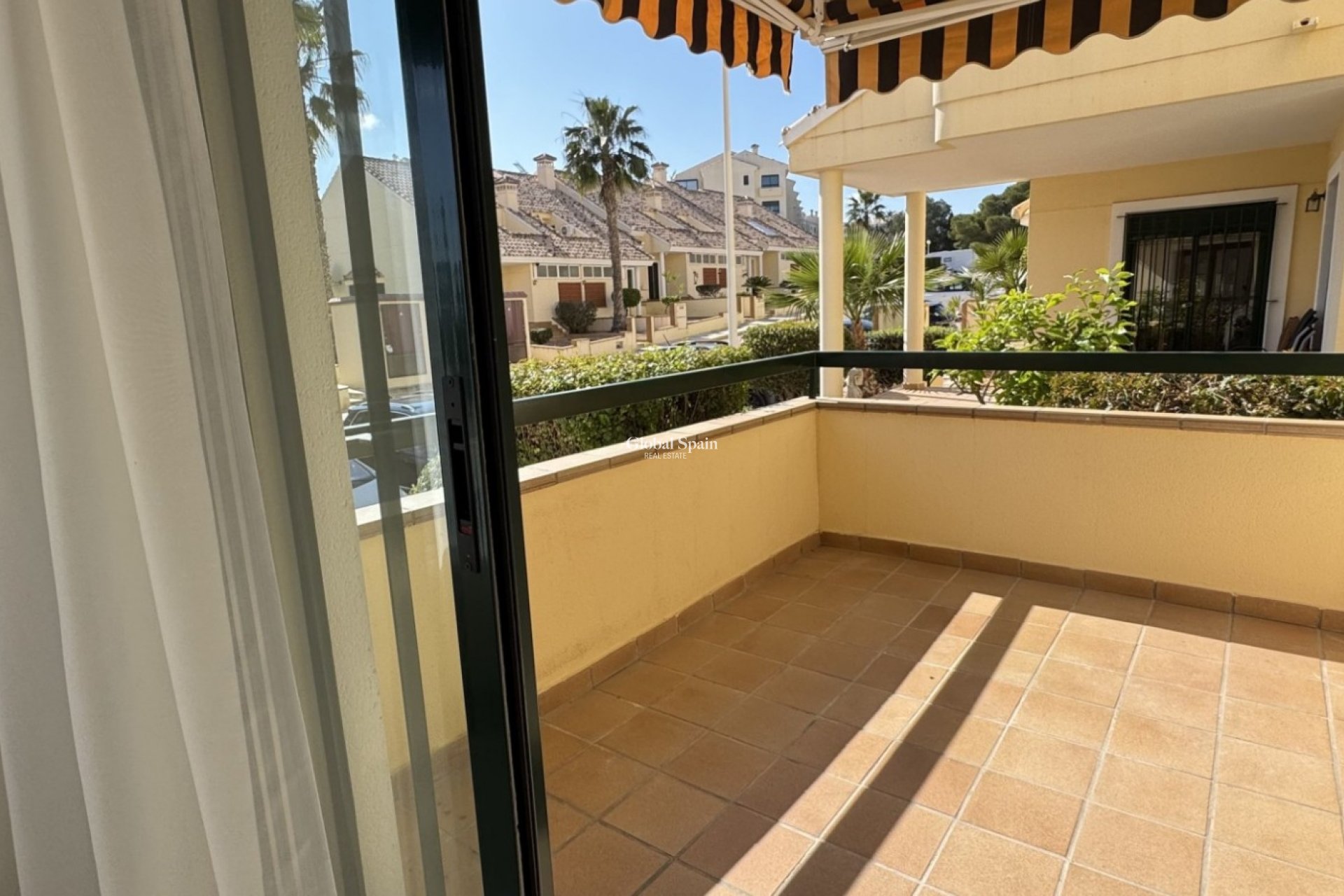 Wederverkoop - APPARTEMENT -
ORIHUELA COSTA - Lomas de Campoamor