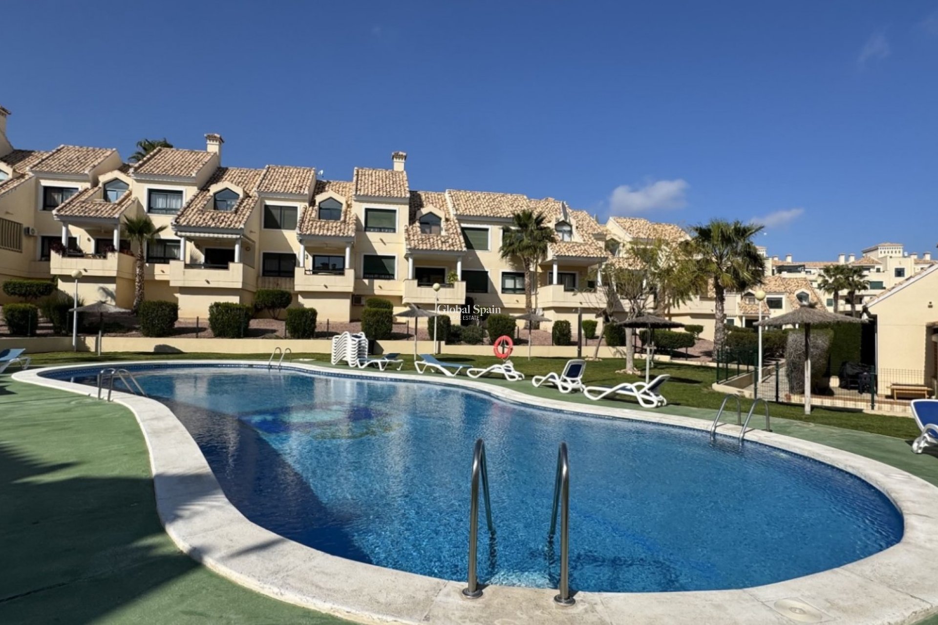 Wederverkoop - APPARTEMENT -
ORIHUELA COSTA - Lomas de Campoamor