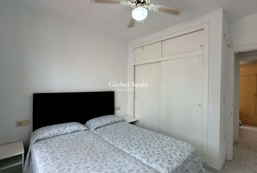 Wederverkoop - APPARTEMENT -
ORIHUELA COSTA - Los Almendros-la Florida