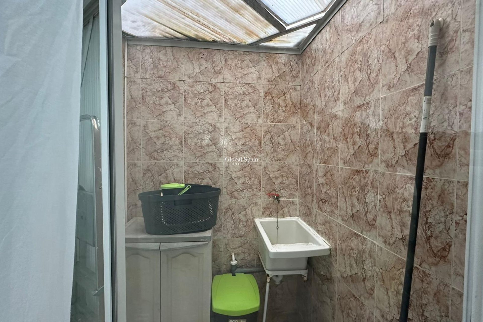 Wederverkoop - APPARTEMENT -
ORIHUELA COSTA - Los Almendros-la Florida