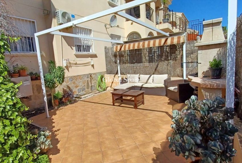 Wederverkoop - APPARTEMENT -
ORIHUELA COSTA - Los Almendros-la Florida