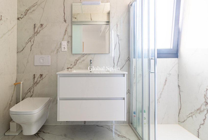 Wederverkoop - Appartement -
ORIHUELA COSTA - Los Almendros-La Florida