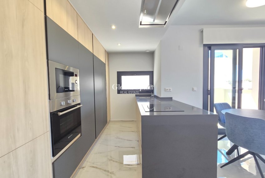 Wederverkoop - APPARTEMENT -
ORIHUELA COSTA - Los Altos *