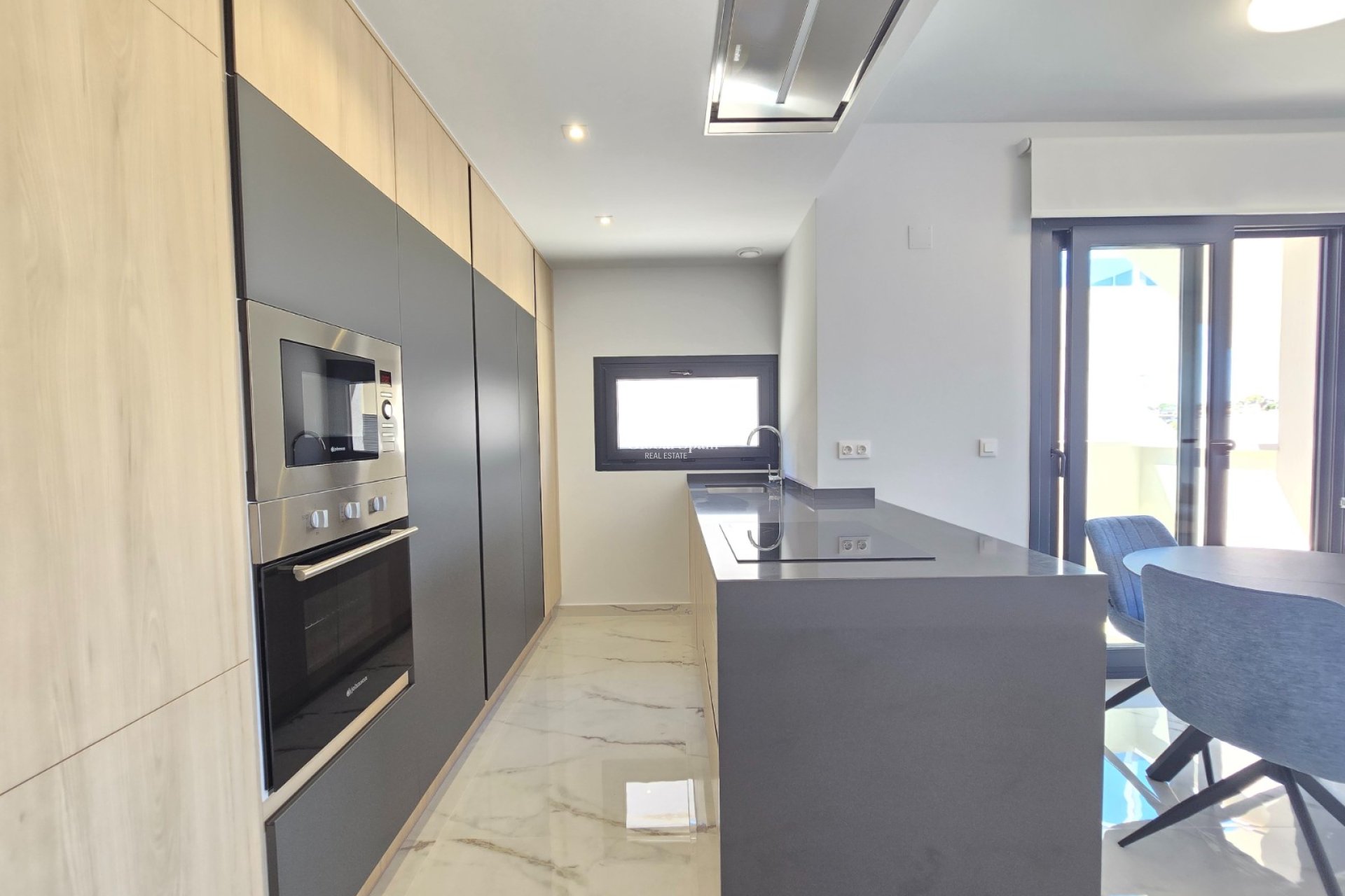 Wederverkoop - APPARTEMENT -
ORIHUELA COSTA - Los Altos *