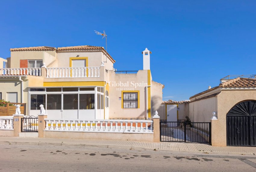 Wederverkoop - APPARTEMENT -
ORIHUELA COSTA - LOS BALCONES - LOS ALTOS