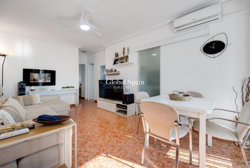 Wederverkoop - APPARTEMENT -
ORIHUELA COSTA - LOS BALCONES - LOS ALTOS