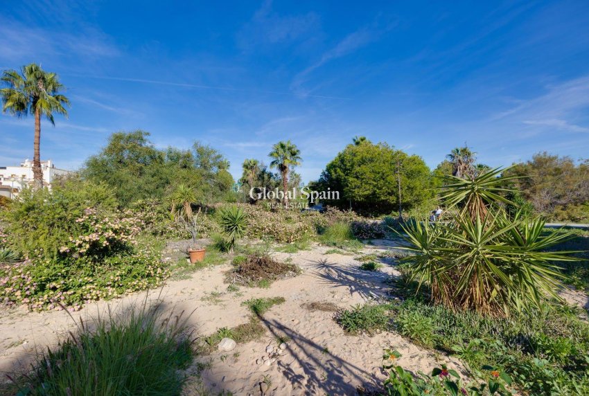 Wederverkoop - APPARTEMENT -
ORIHUELA COSTA - LOS BALCONES - LOS ALTOS