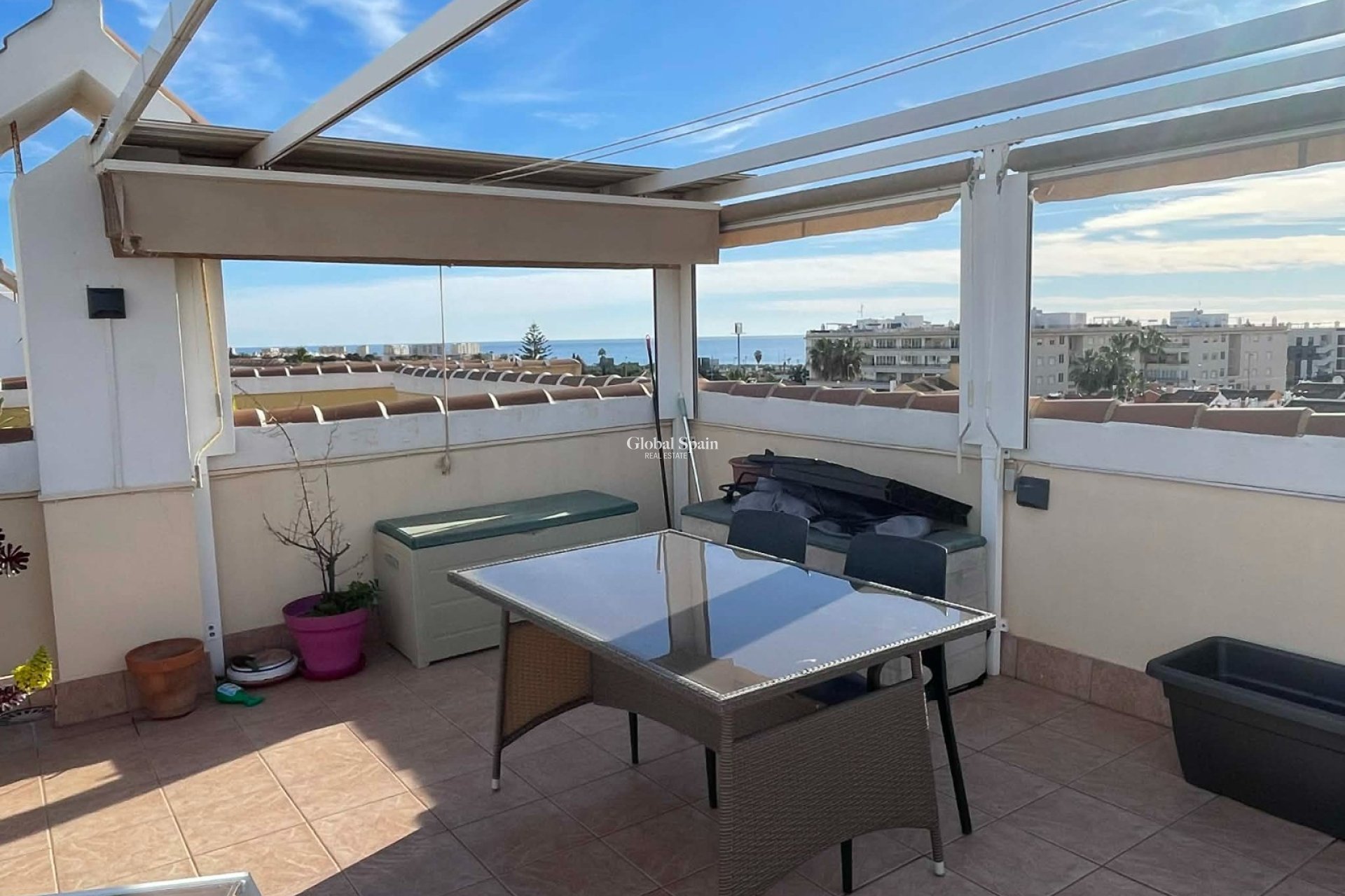 Wederverkoop - APPARTEMENT -
ORIHUELA COSTA - LOS BALCONES - LOS ALTOS