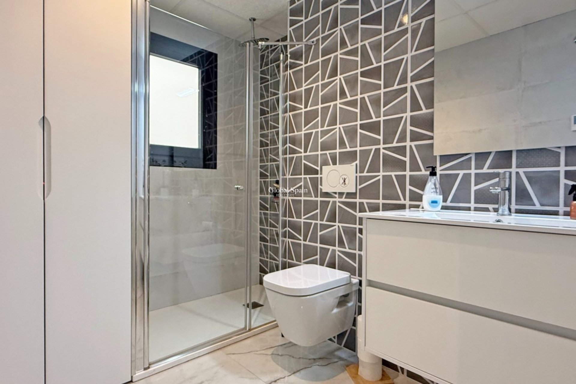 Wederverkoop - APPARTEMENT -
ORIHUELA COSTA - LOS BALCONES - LOS ALTOS