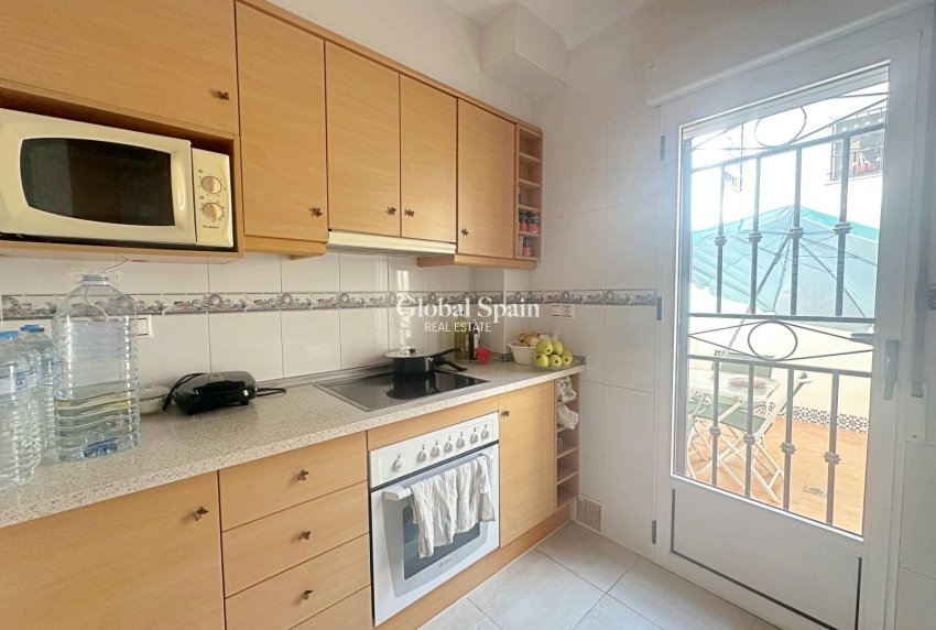 Wederverkoop - APPARTEMENT -
ORIHUELA COSTA - LOS BALCONES - LOS ALTOS