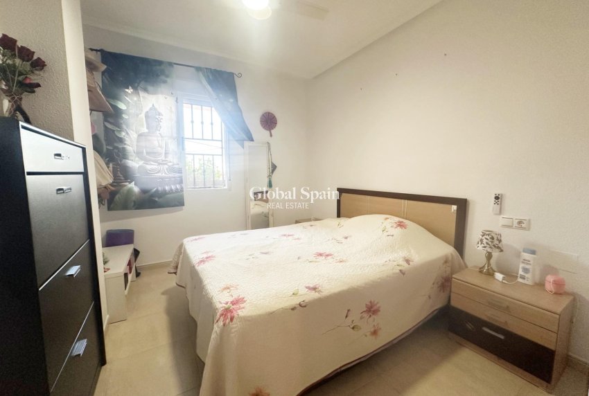 Wederverkoop - APPARTEMENT -
ORIHUELA COSTA - LOS BALCONES - LOS ALTOS