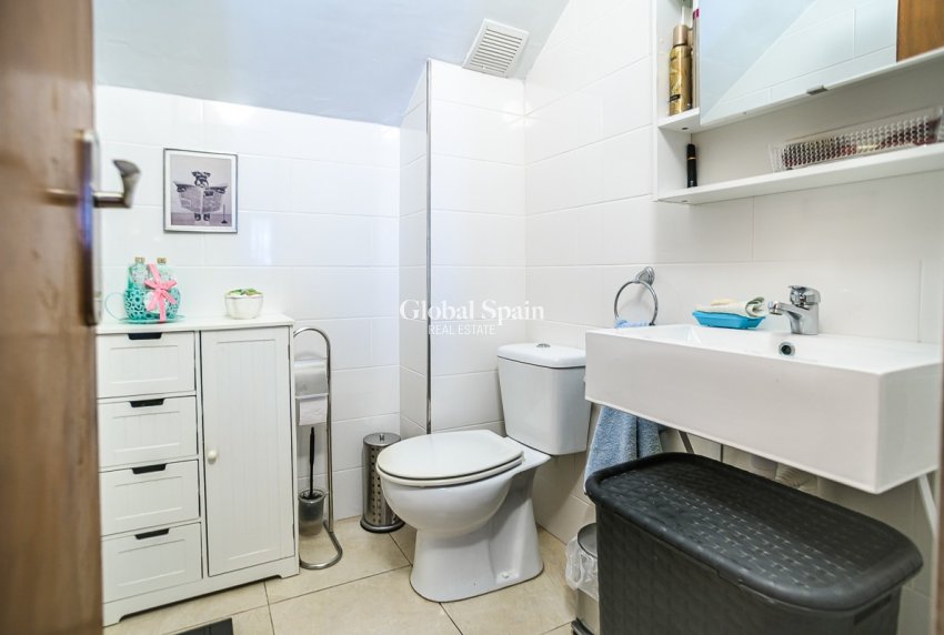 Wederverkoop - APPARTEMENT -
ORIHUELA COSTA - Los Balcones