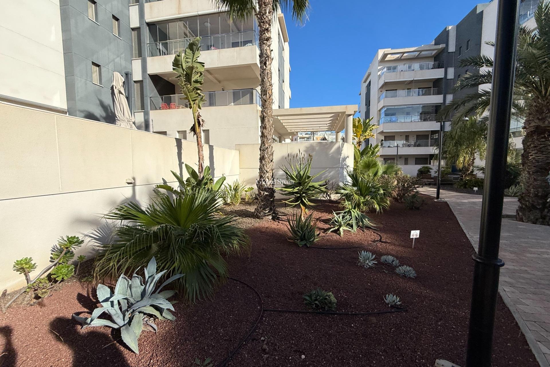 Wederverkoop - APPARTEMENT -
ORIHUELA COSTA - Los Dolses
