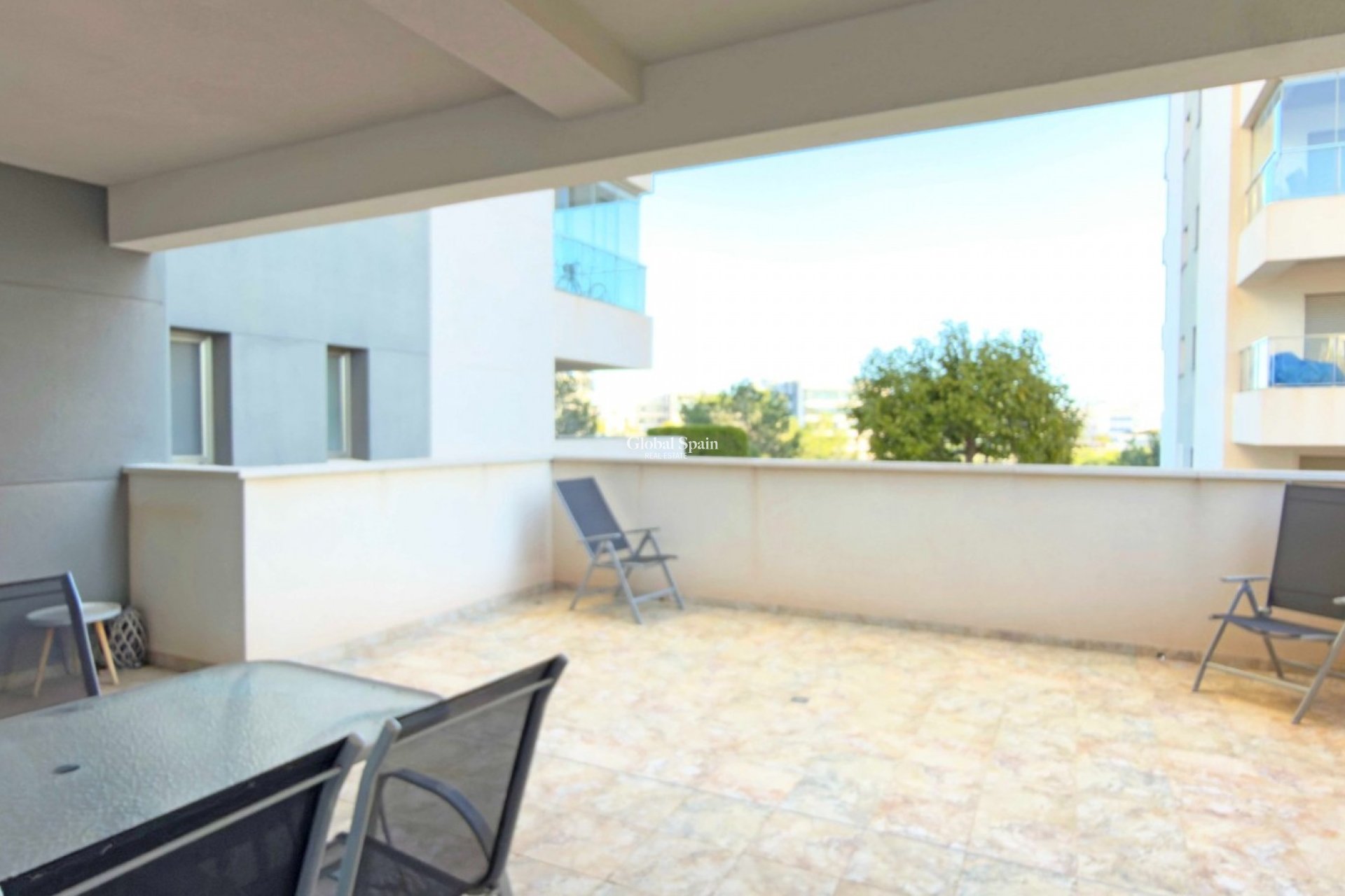 Wederverkoop - APPARTEMENT -
ORIHUELA COSTA - Los Dolses