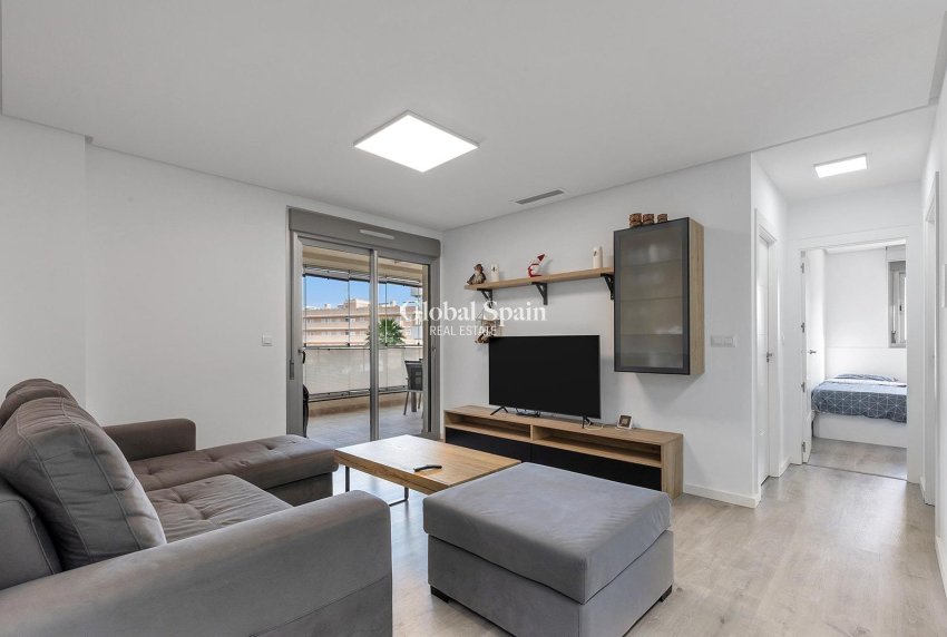 Wederverkoop - APPARTEMENT -
ORIHUELA COSTA - Los Dolses