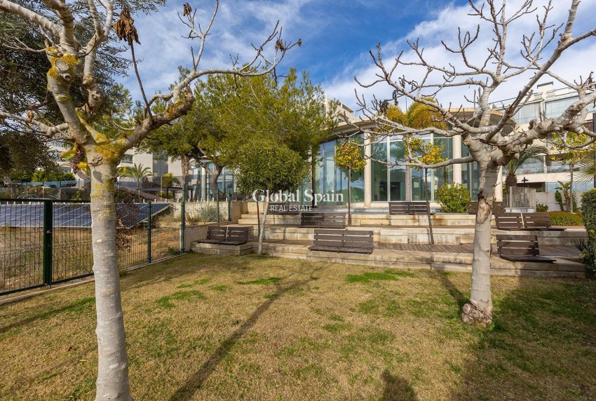 Wederverkoop - APPARTEMENT -
ORIHUELA COSTA - Los Dolses