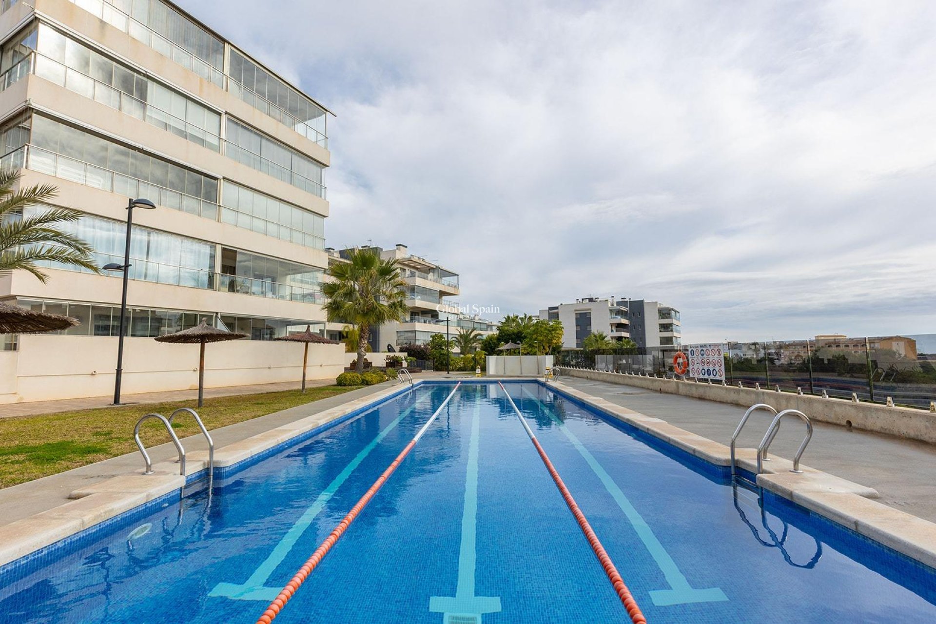 Wederverkoop - APPARTEMENT -
ORIHUELA COSTA - Los Dolses