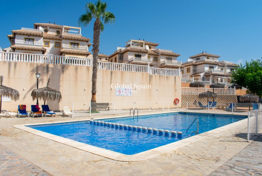 Wederverkoop - APPARTEMENT -
ORIHUELA COSTA - Los Dolses