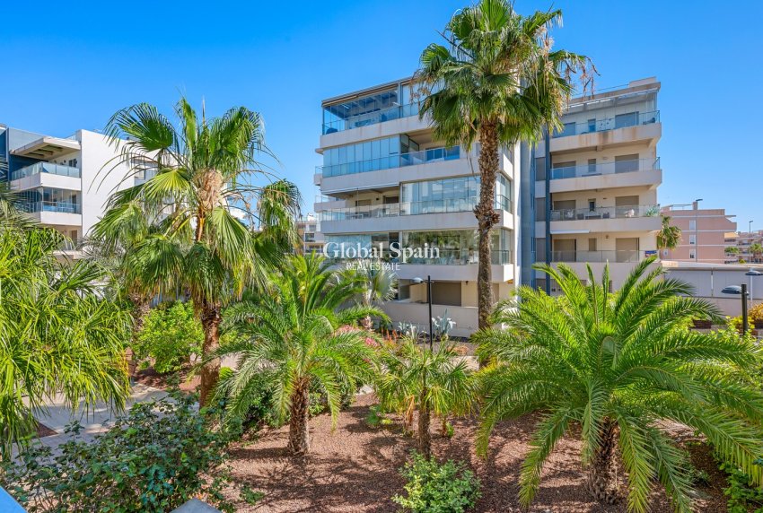 Wederverkoop - APPARTEMENT -
ORIHUELA COSTA - Los Dolses