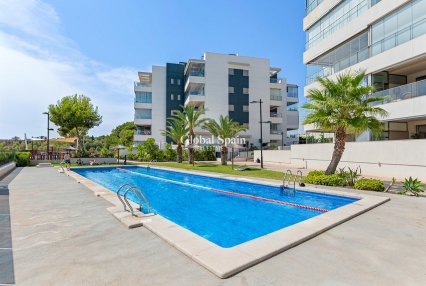 Wederverkoop - APPARTEMENT -
ORIHUELA COSTA - Los Dolses