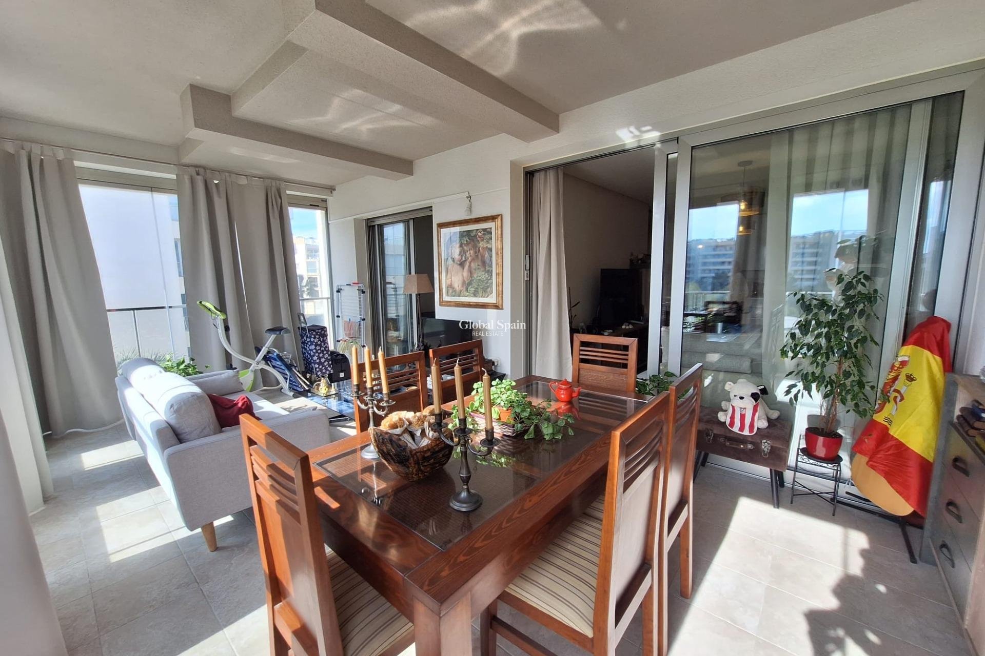 Wederverkoop - APPARTEMENT -
ORIHUELA COSTA - Los Dolses