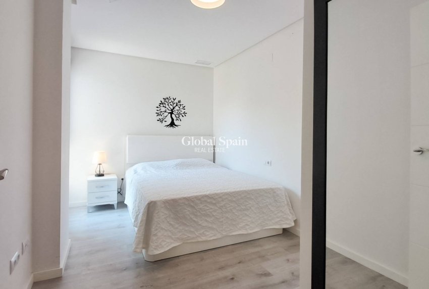 Wederverkoop - APPARTEMENT -
ORIHUELA COSTA - Los Dolses