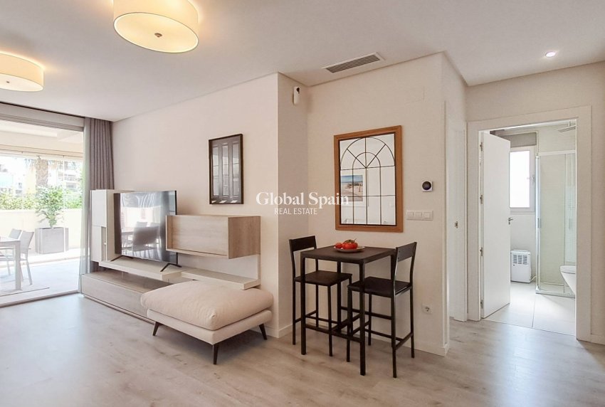 Wederverkoop - APPARTEMENT -
ORIHUELA COSTA - Los Dolses